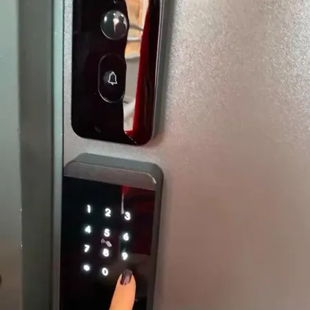 דירה Urban טיראנה