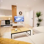 Apartment Urban
